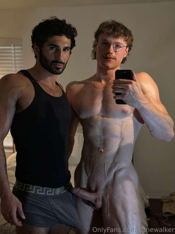 New gay hookup video with @timothy_champagne sent to your in..