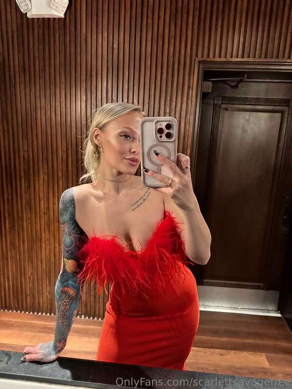 All I want is to be wined, dined and bred 😈❤️‍🔥