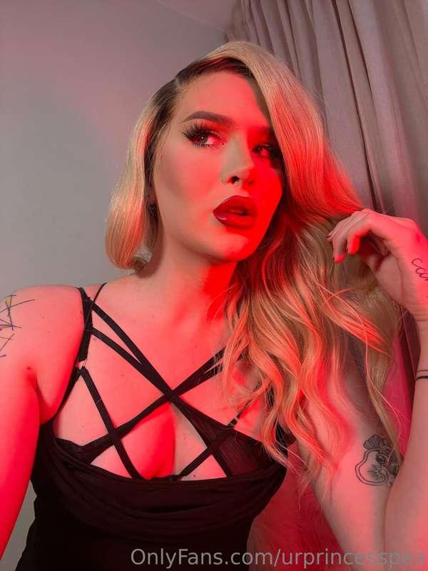 Hello darlings 💋