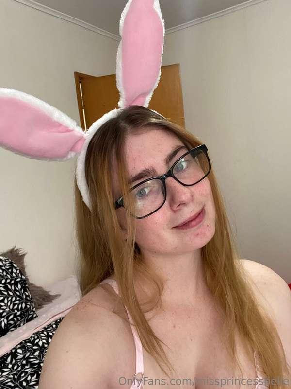 Who’s excited for Easter?? I have tones of Easter themed con..