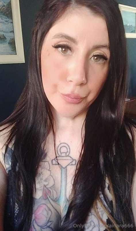 👑 ＹＯＵＲ ＱＵＥＥＮ 👑