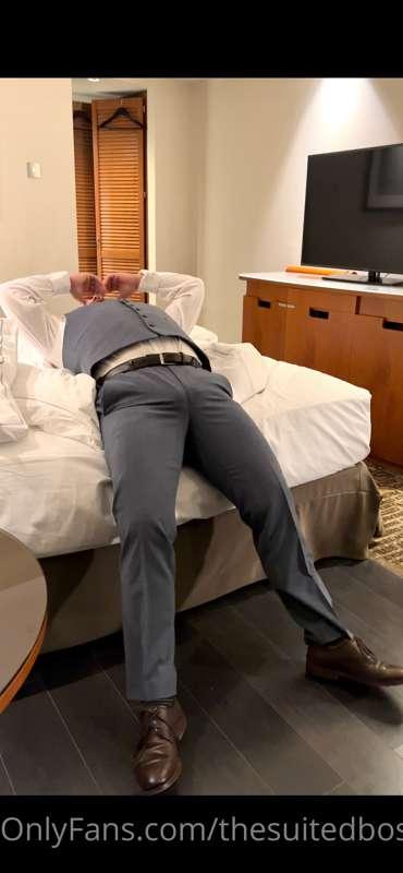 thesuitedboss image #0