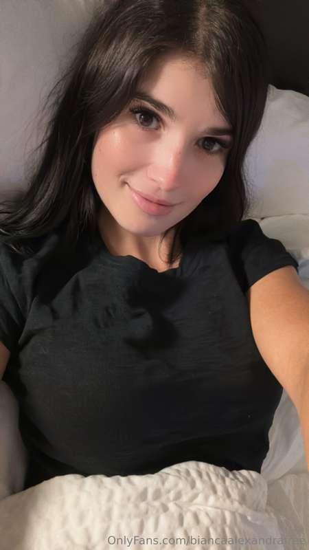 Come to bed baby😘😉