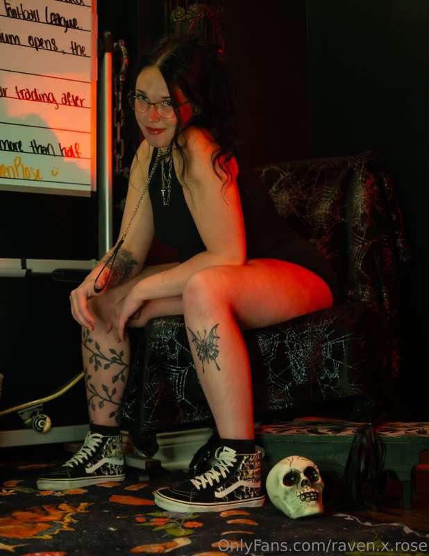 I may need some volunteers to help with getting this body su..