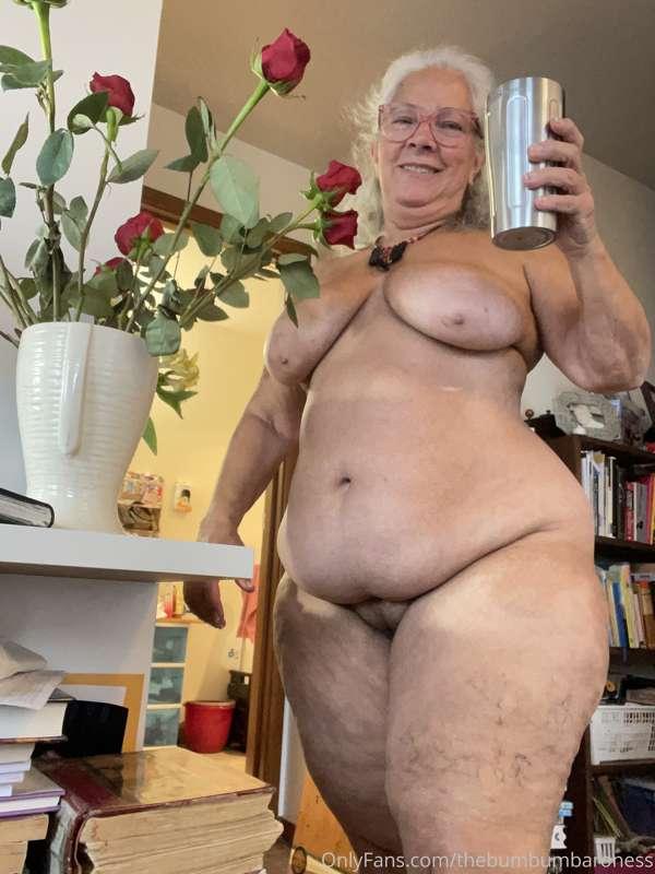 thebumbumbaroness image #2