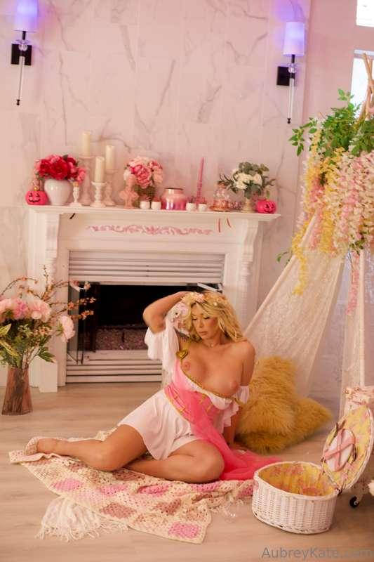 ## Cum Celebrate My Birthday 🥳🎂

If this campaign reaches it..