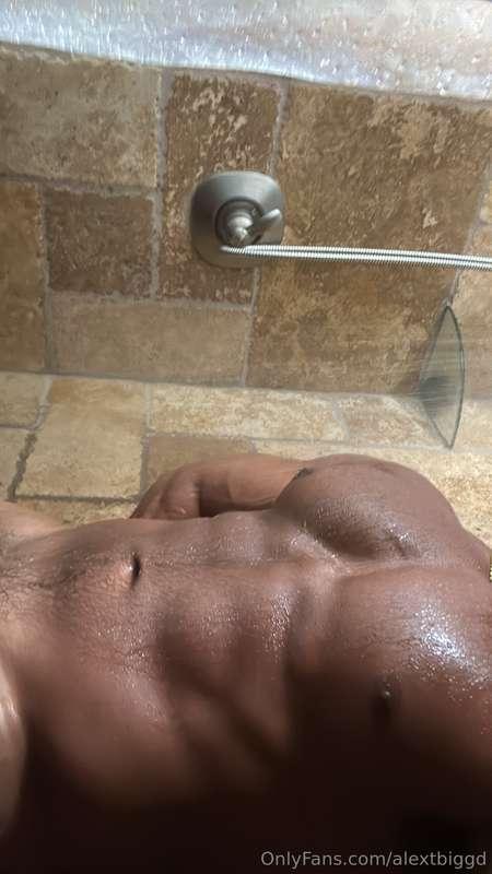 Who wants FaceTime me?