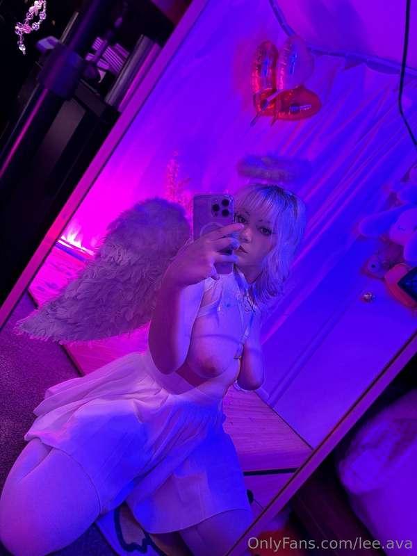 Some more angel pictures from Valentine’s Day~ and a reminde..