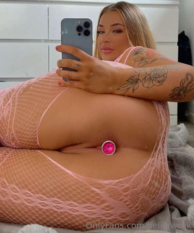 Tip $10 below to get the full video of me riding a dildo wit..