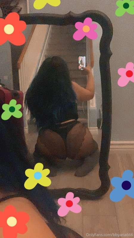 i sent these to a boy and he “HAD” to screenshot them for la..