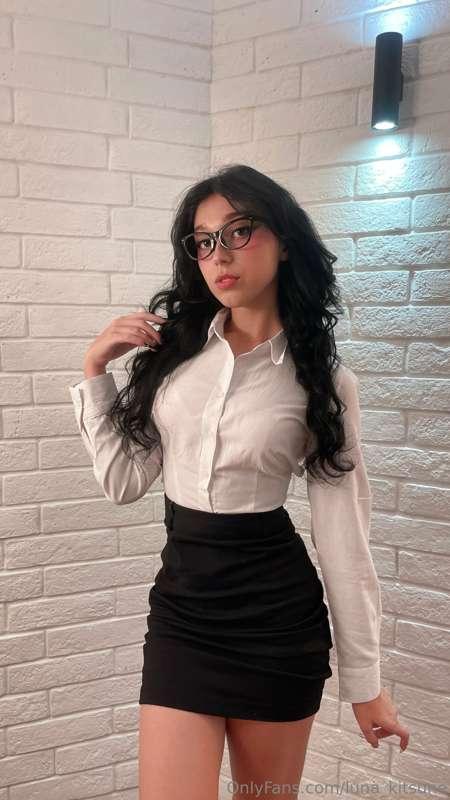 Who wants me to be their teacher 🤭
Message me for more of th..