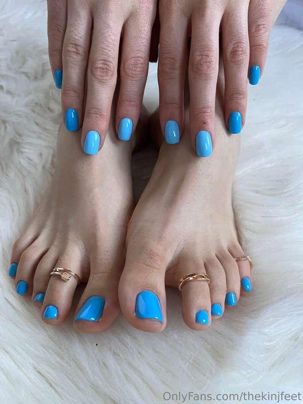 Lickable feet, waiting for your mouth
