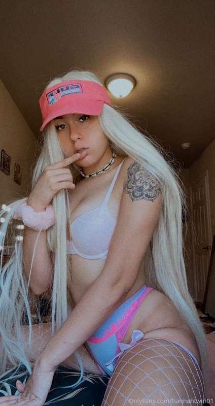 Should I shake it baby? 🍑💗