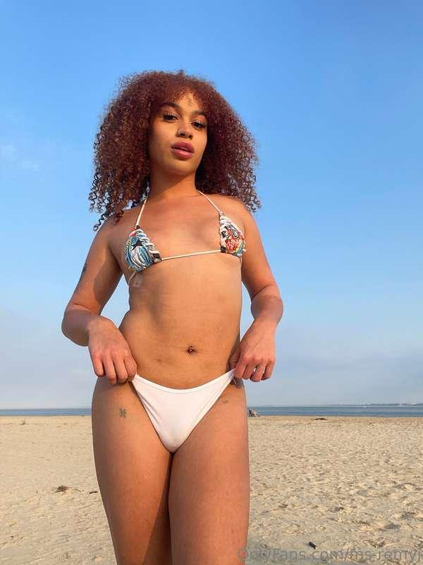 👙💦💋