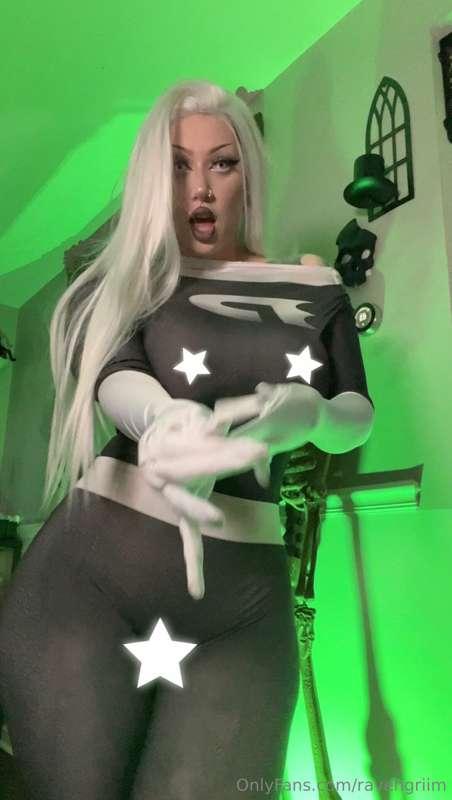 DANNY PHANTOM: XXX

Wait a second...this is NOT a long lost ..