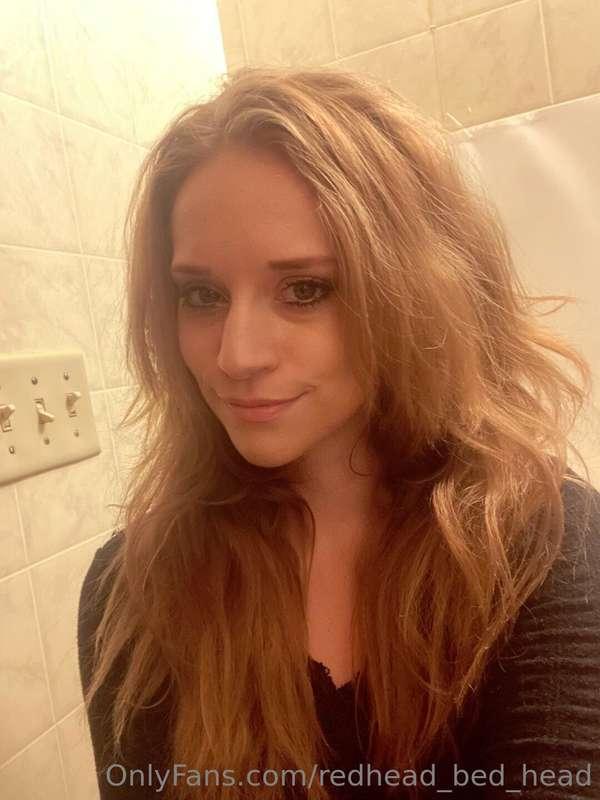 hi :)
