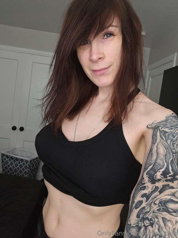 Just wanted to show off my body to you all today 🥰