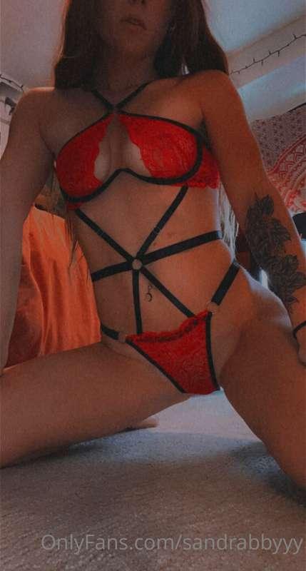 Who else misses the red fit🥺❤️‍🔥