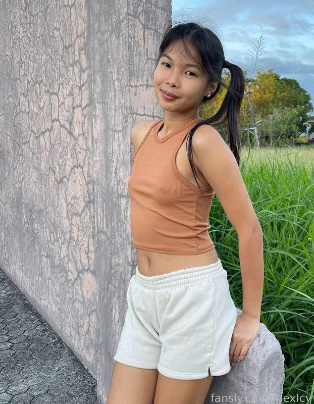 some ice cream would be good this afternoon 🍦

#fyp #young #petite #asian #tiny #tight #sweet #cute #smalltits #teen #barelylegal #schoolgirl #smallboobs #18 #small
