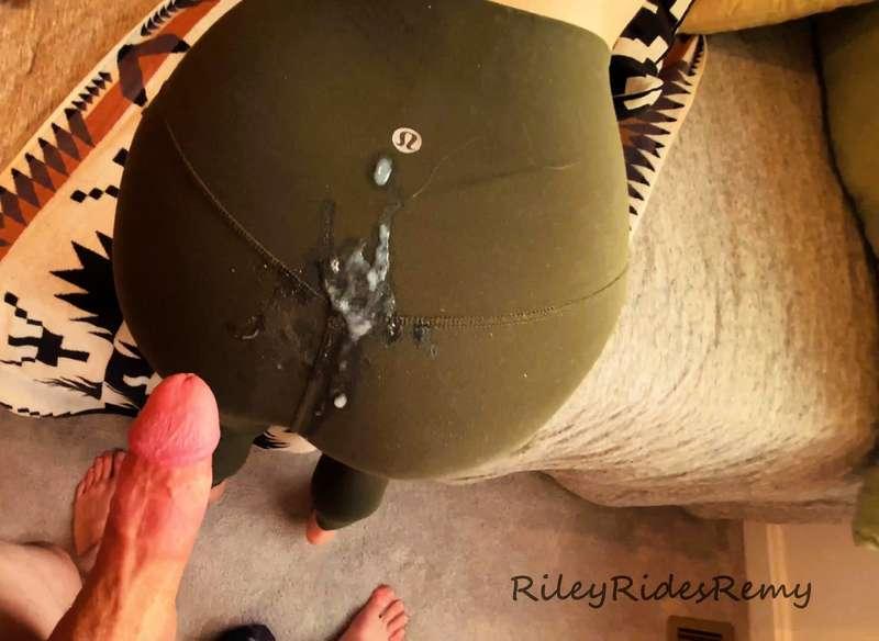 Throwback Thursday to that time Remy came all over my Green ..