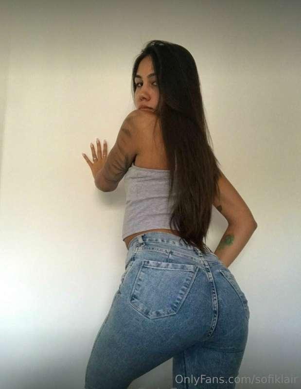 Kneel before me and kiss it ☺️
