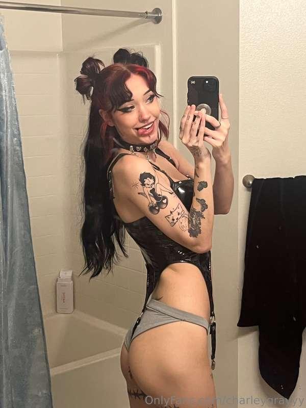 would u let me take my leash off ?
