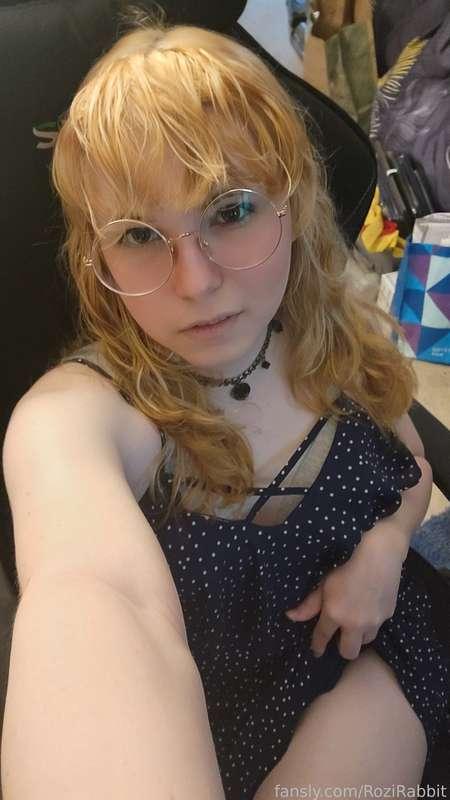 Wouldn't you love to be with me on a rainy day?
#tgirl #trans