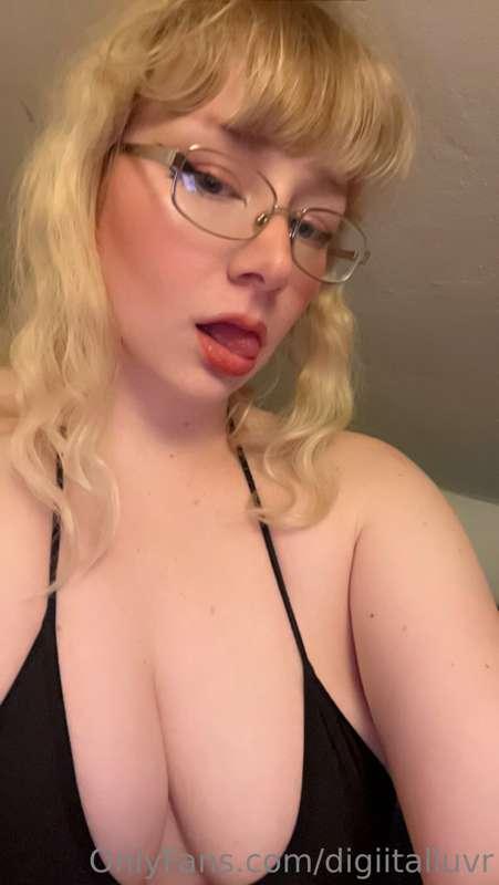 i feel like sucking on something today 🥵