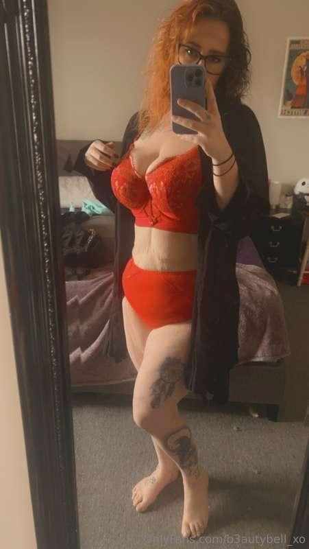 It’s not much but I’m still here 💋