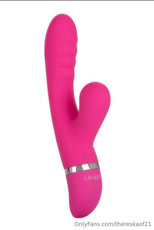 Ahojky zlatíčka nechtěl by mi někdo přispět na vibrátor?🤭😏😈❤..