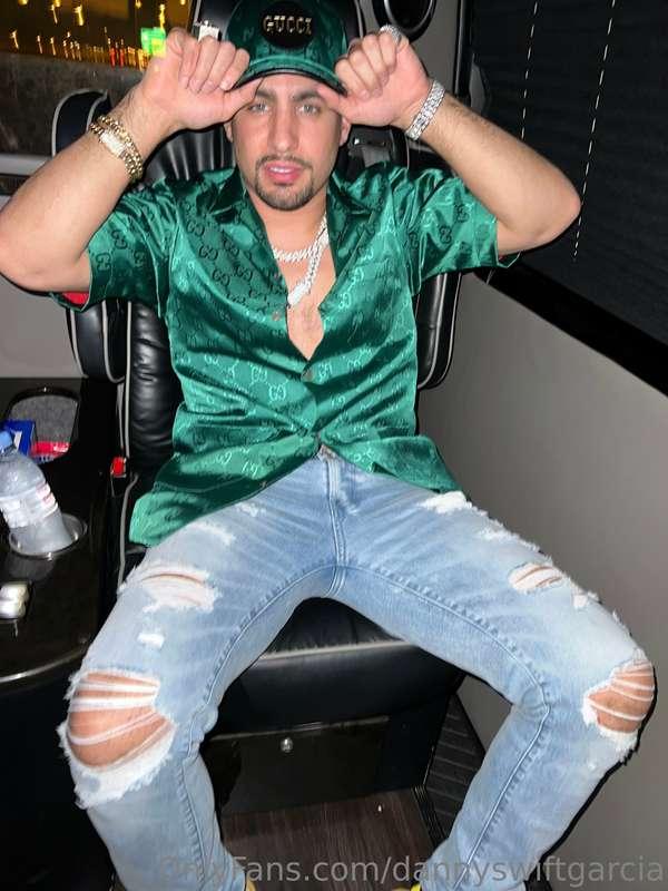 dannyswiftgarcia image #0