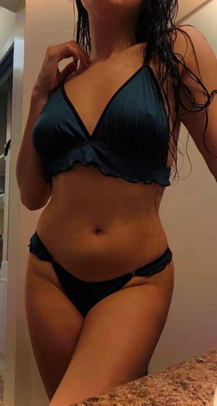 bend me over the counter so i can see how pretty i look in t..