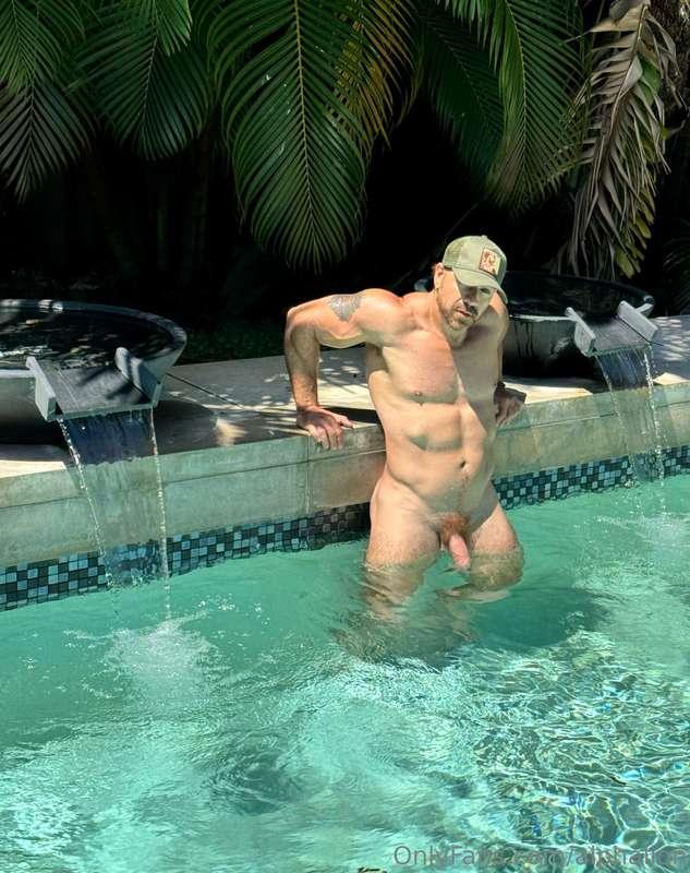 There’s a Lion in the water