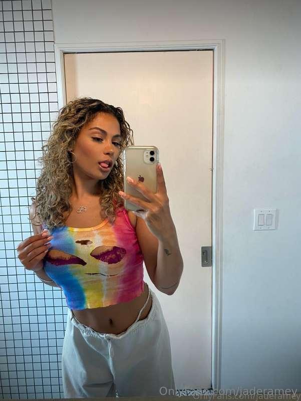 🌸