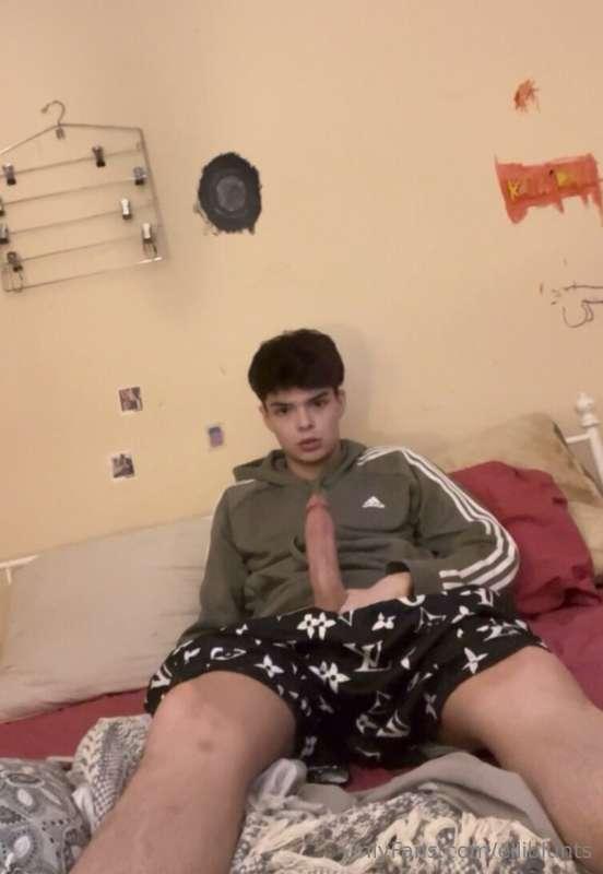 Stroking my big dick in bed.. I stripped out of my hoodie an..