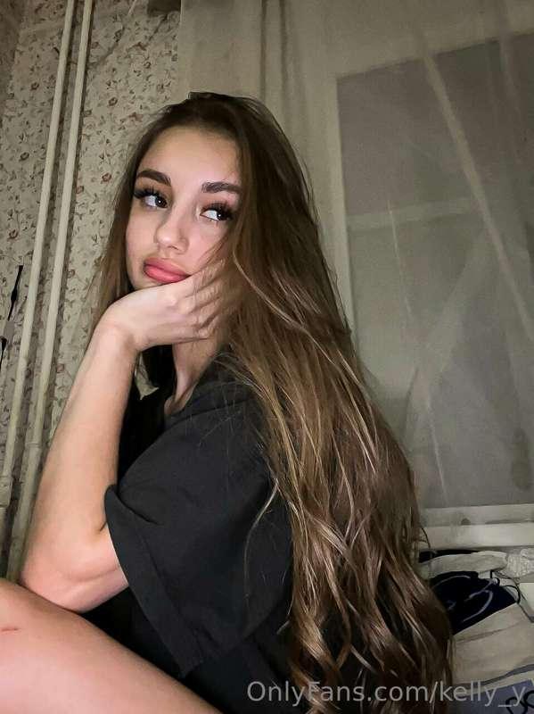 I'm so bored and I don't know what to do today 🥺 Text me, sw..