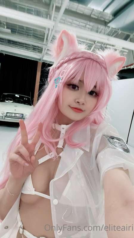 Did a photoshoot on the weekend c: any hololivers? We did a ..