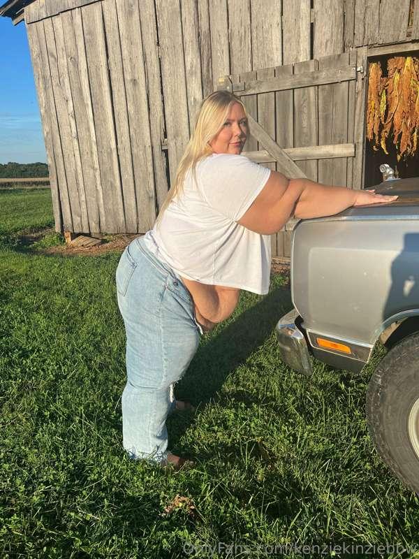 kenziekinziebbw image #2