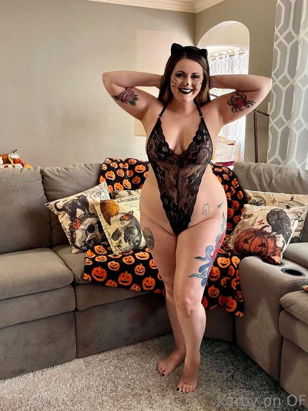 ✨🖤🎃 13 Days of Halloween 🎃 🖤✨

Day 11

I’ve been a very good..