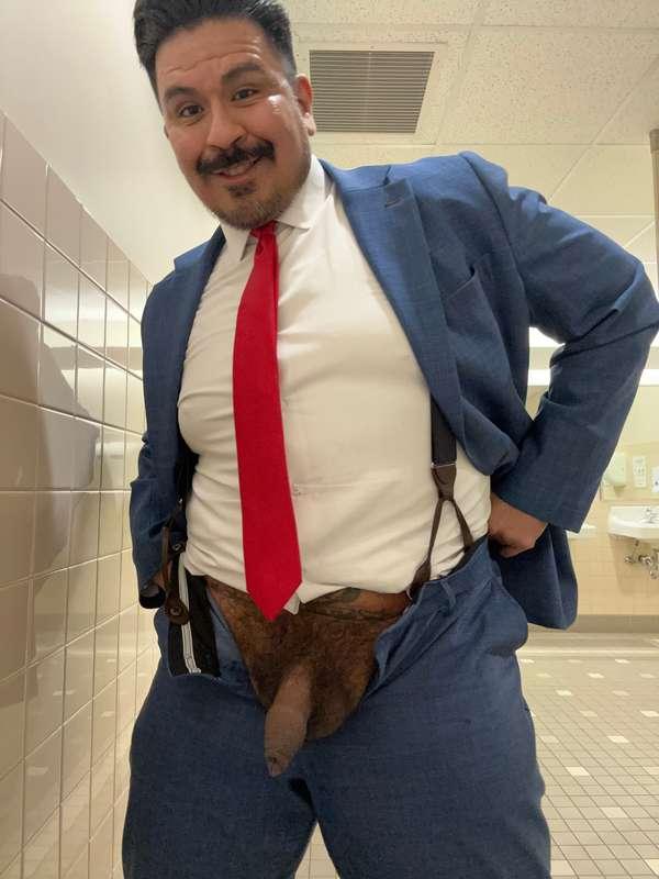 Working Daddy needs a boy 