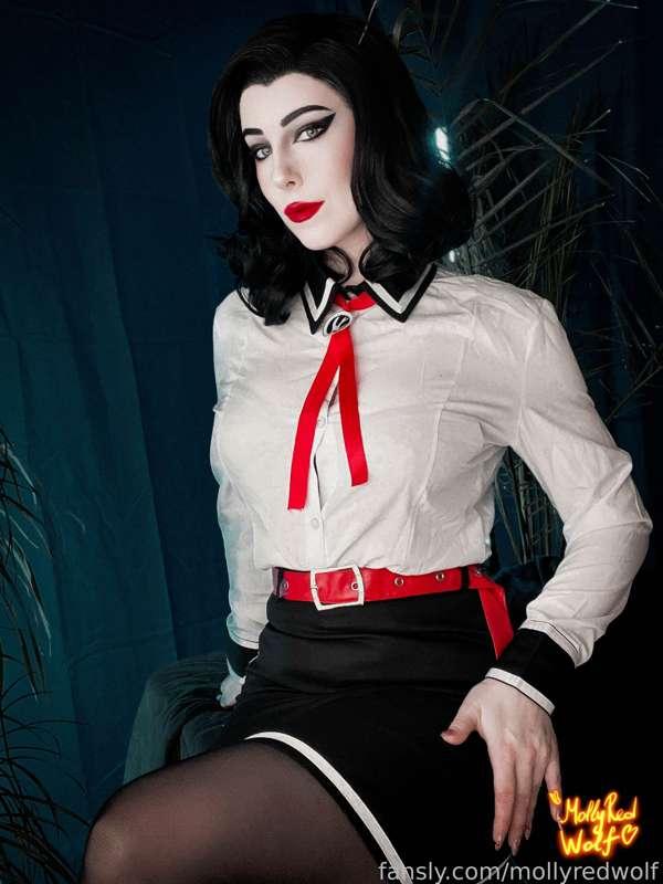 mollyredwolf image #13