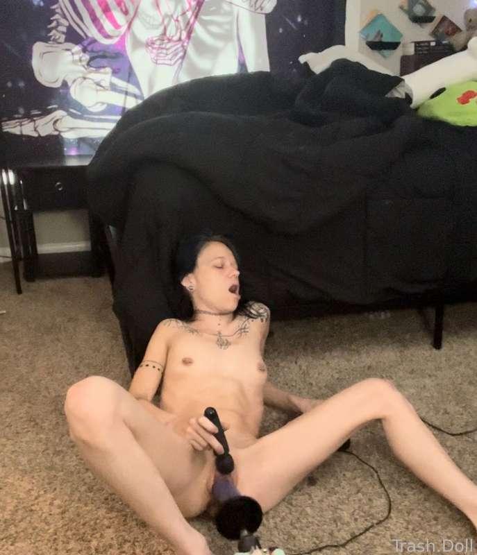trashdoll image #4