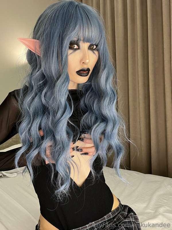 Imagine that you met me in this cosplay at night at home. wh..