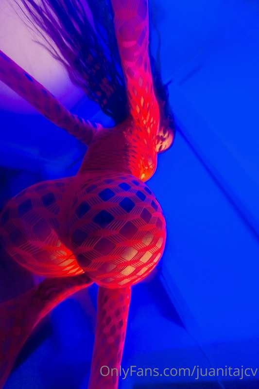 Double tap if you'd tap this 🍑