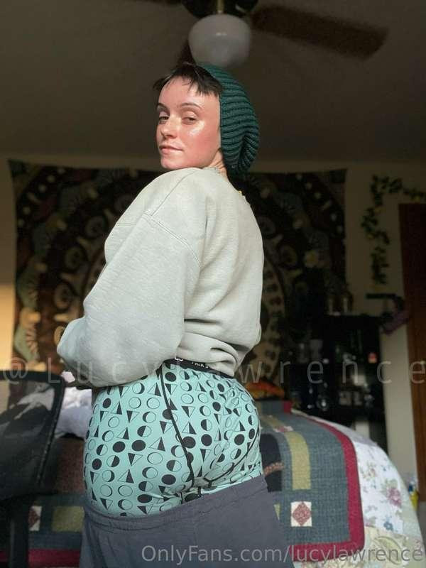 lucylawrence image #0