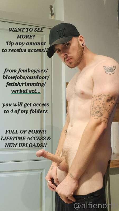 TIP ANY AMOUNT 
And recieve all 4 folders!! 

1. Couple fold..