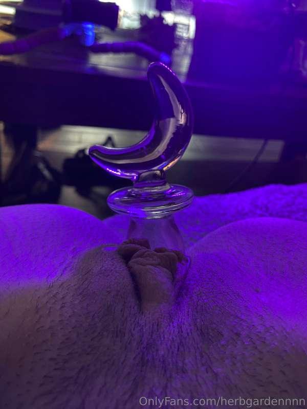 I’ve discovered I love glass toys !