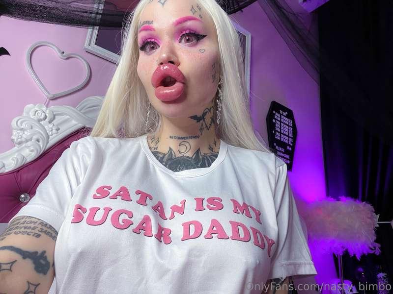 Mmmm what a fuck doll🥴Its my Birthday today, gonna record no..