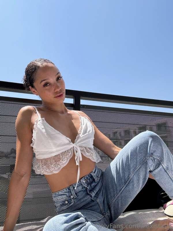 Hot girl summer is coming and so am I 🔥🔥🔥