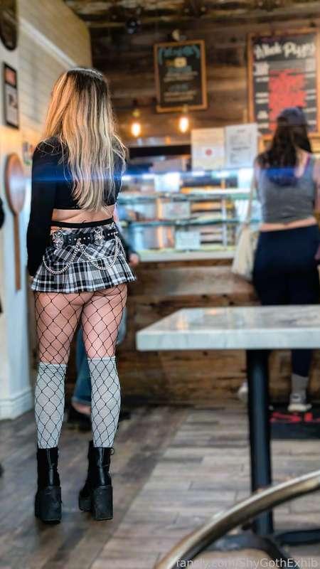 shygothexhib image #5